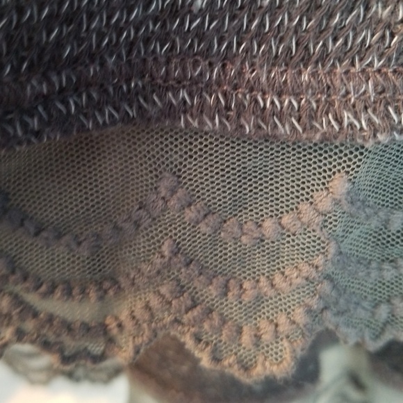 Top - Picture 2 of 5